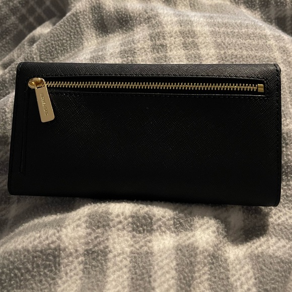 Michael Kors Jet Set Travel Wallet - Black - Picture 6 of 9